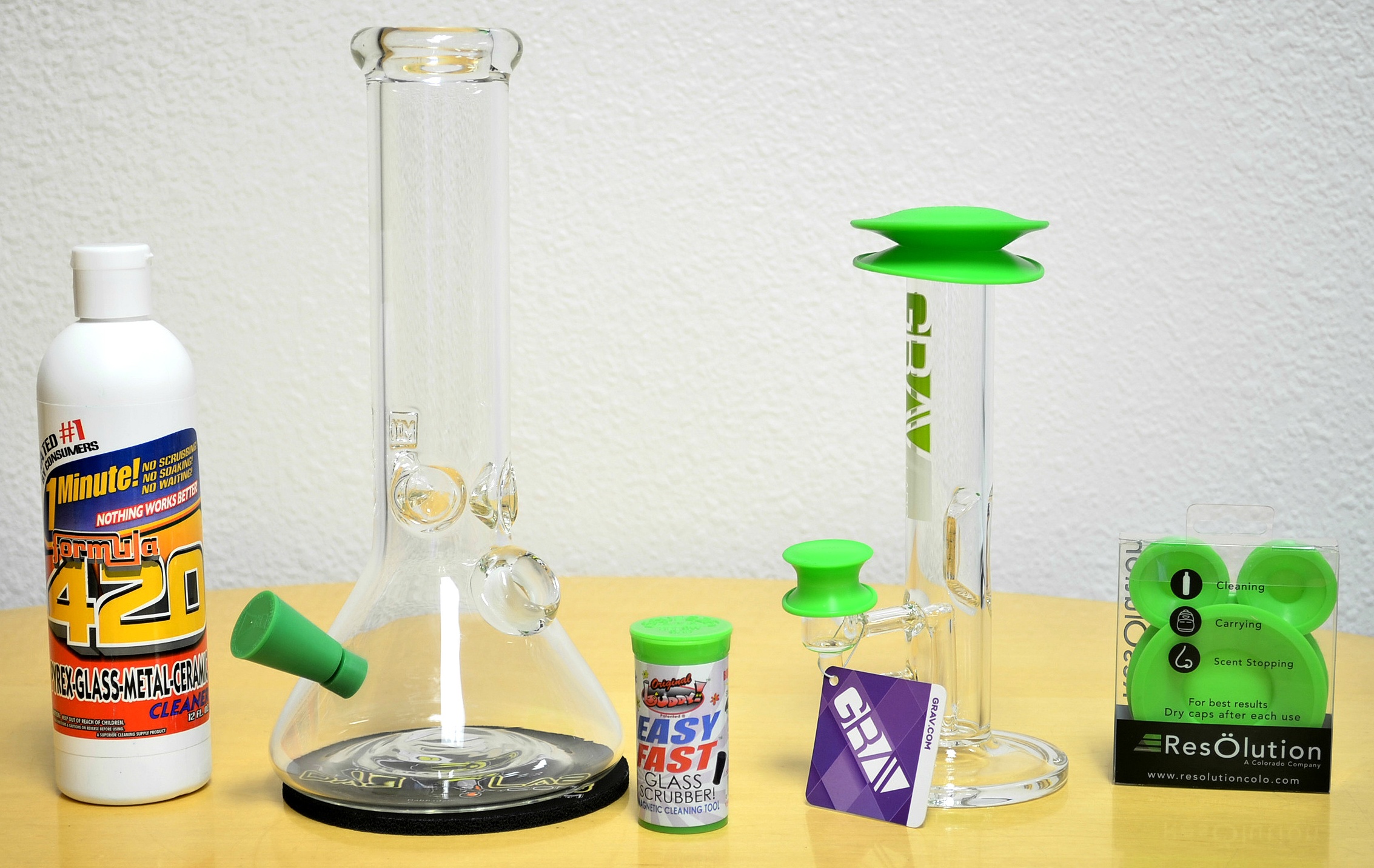 How to Clean Your Pipes, Bongs, and Vapes - Thrillist